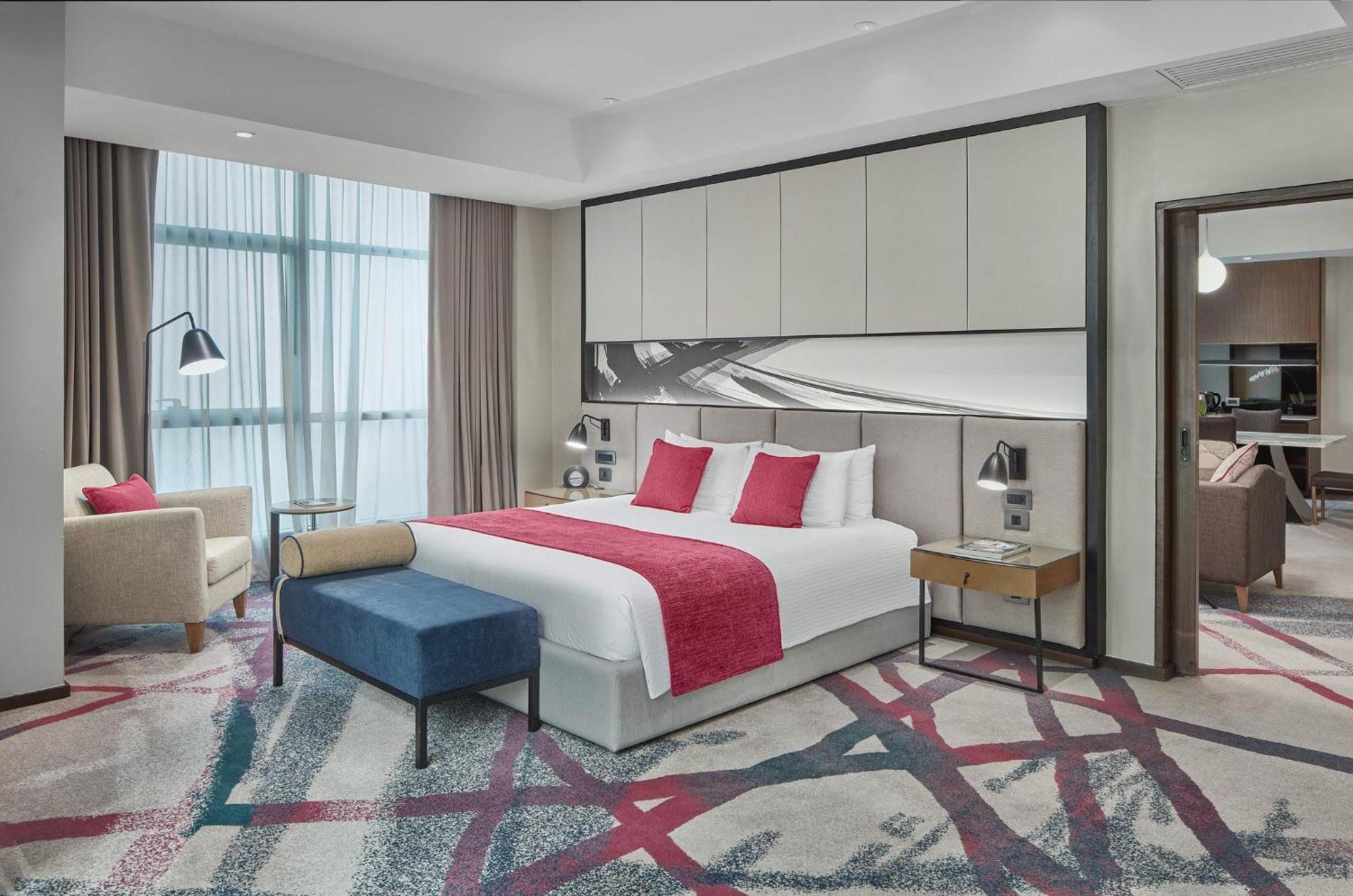 Pasig City Crowne Plaza Manila Galleria By Ihg מראה חיצוני תמונה