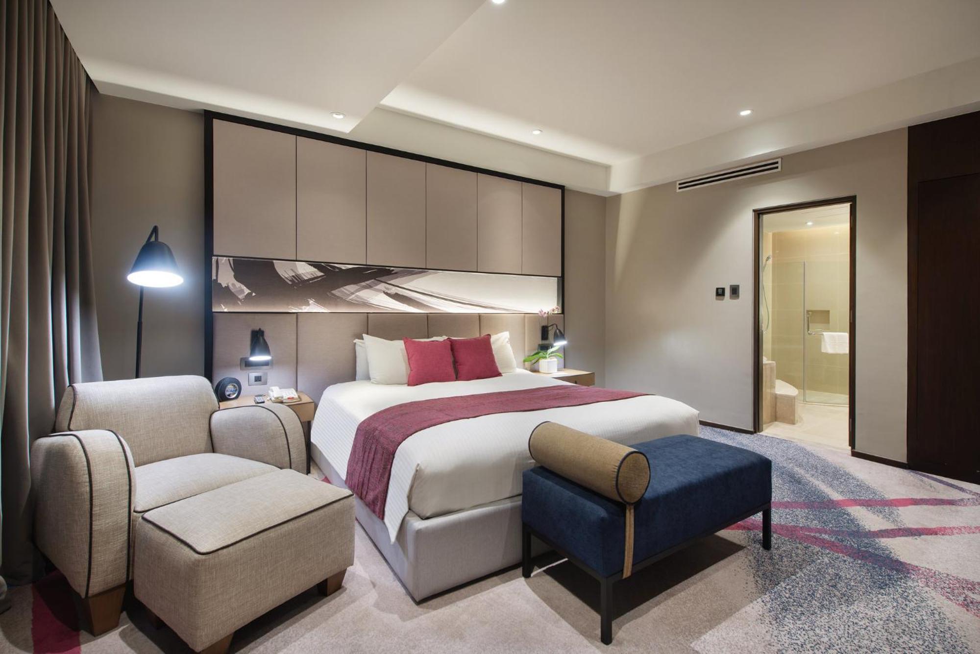 Pasig City Crowne Plaza Manila Galleria By Ihg מראה חיצוני תמונה