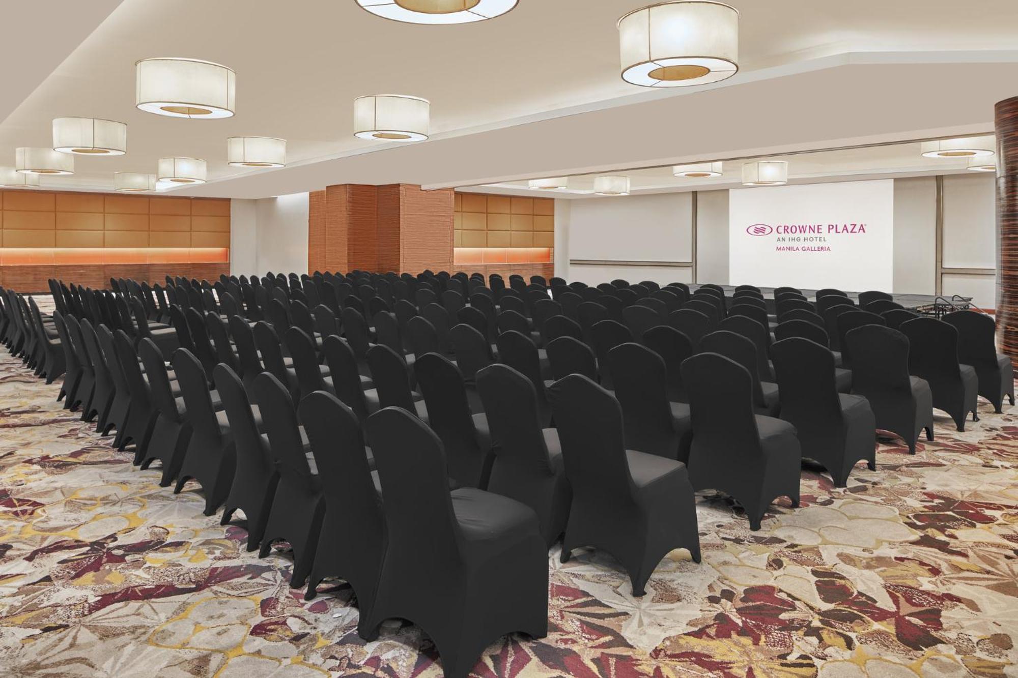 Pasig City Crowne Plaza Manila Galleria By Ihg מראה חיצוני תמונה